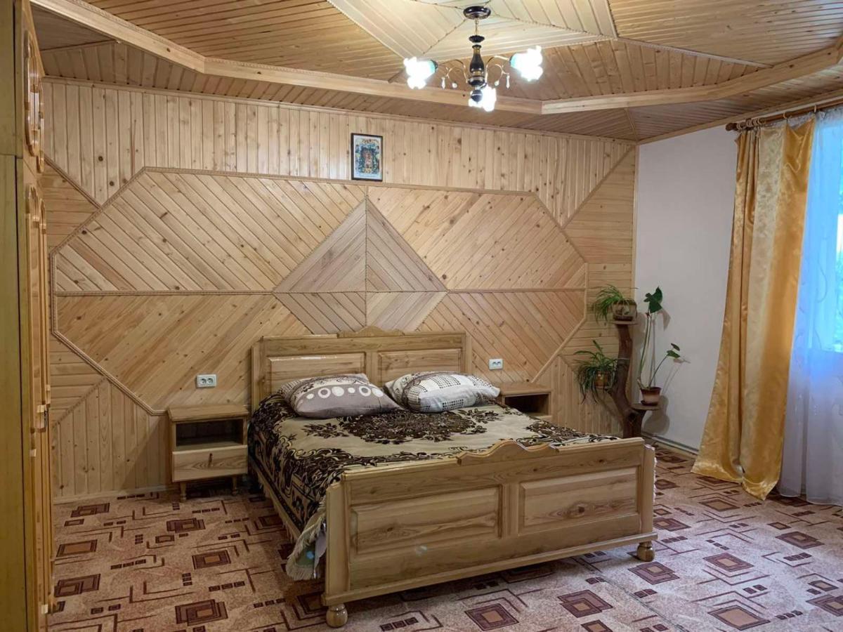 приватна яблуневий сад *